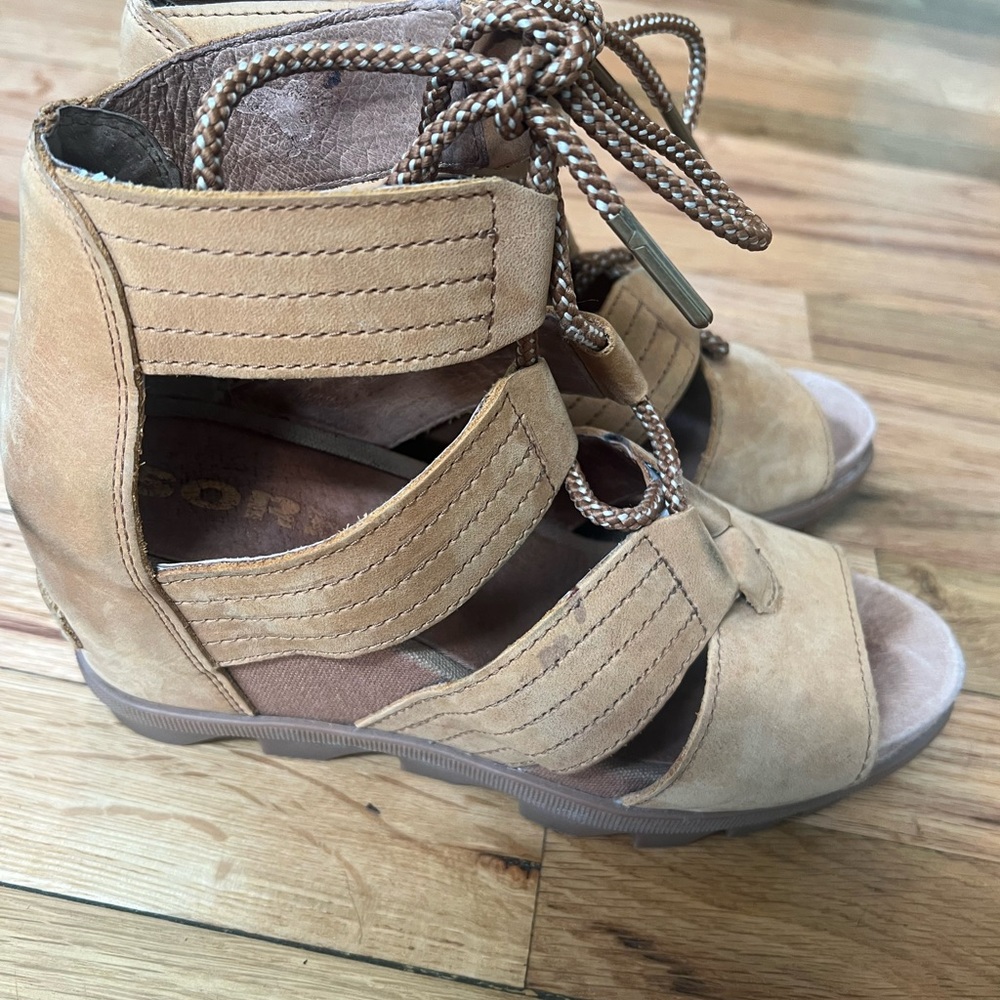 Sorel wedge